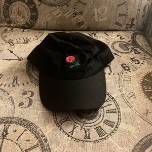 Aunt Crown Red Rose Black Hat